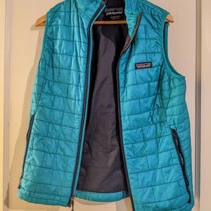 Patagonia Women's NanoPuff Teal Size M